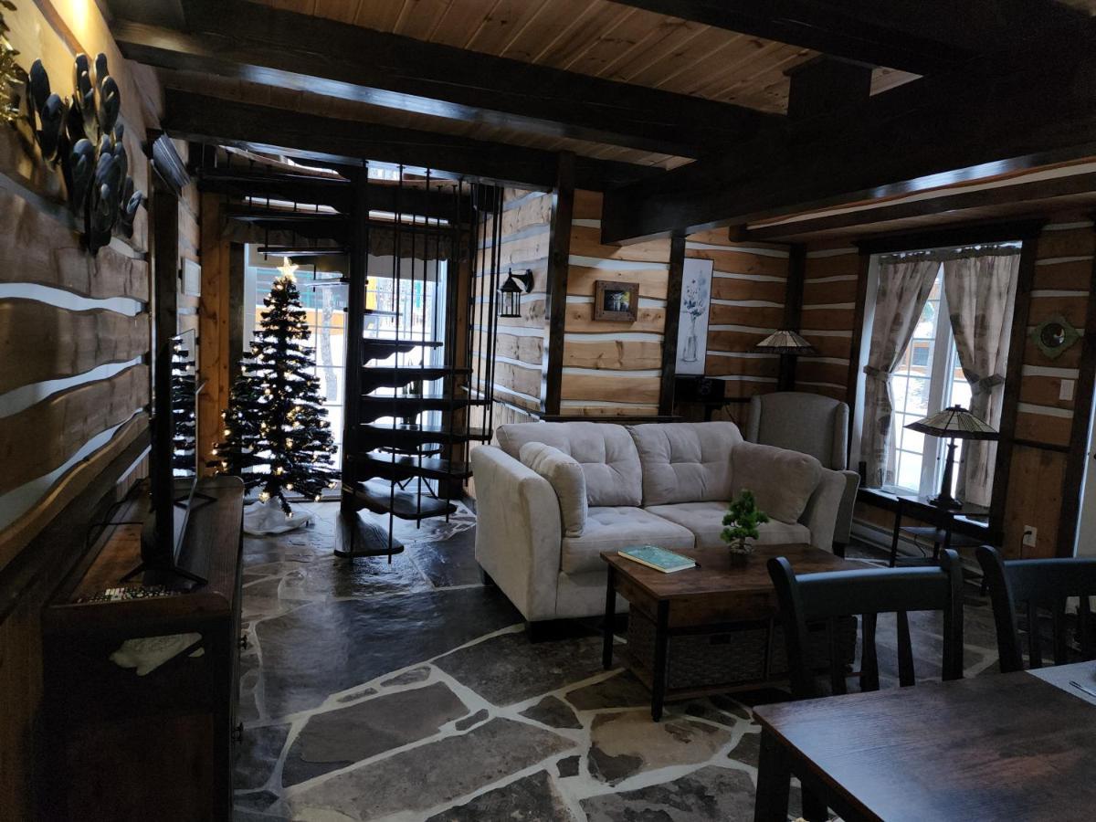 Domaine Riviere Sacacomie Hotel Saint-Alexis-des-Monts Buitenkant foto