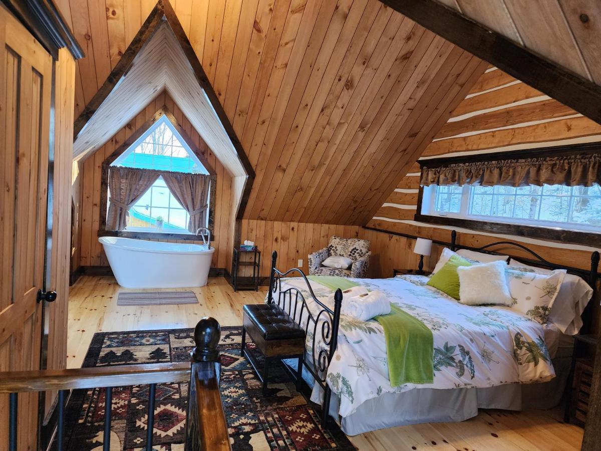 Domaine Riviere Sacacomie Hotel Saint-Alexis-des-Monts Buitenkant foto